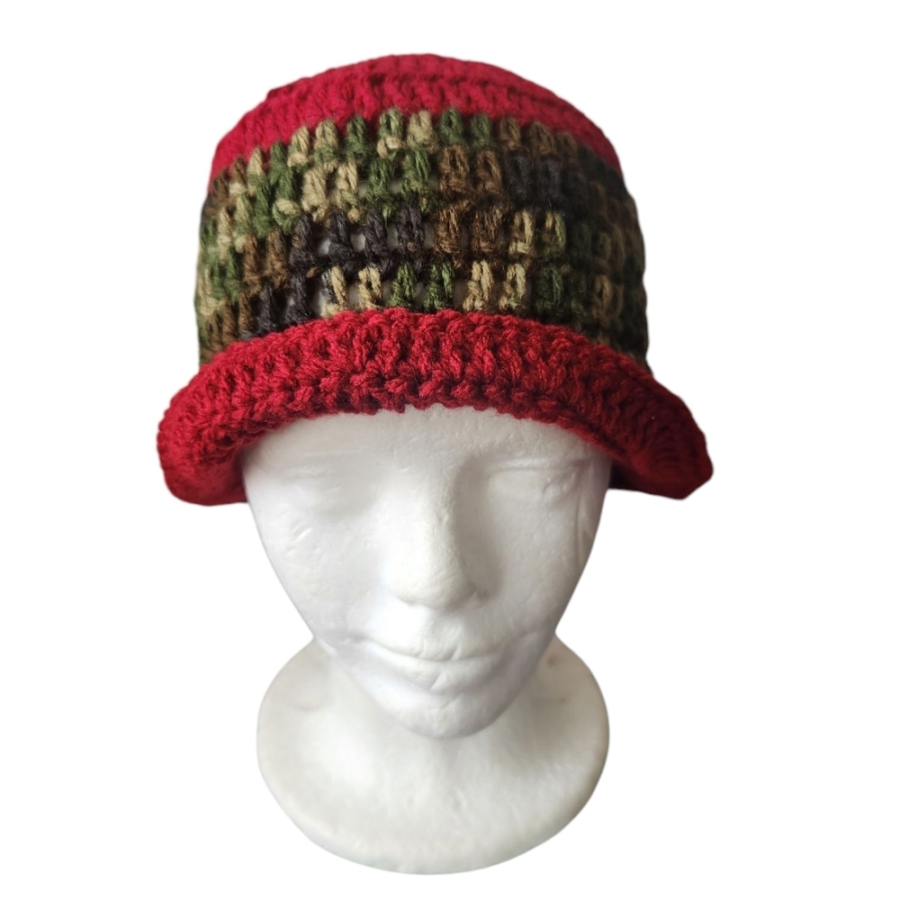 Burgundy/Camouflage Buckhat